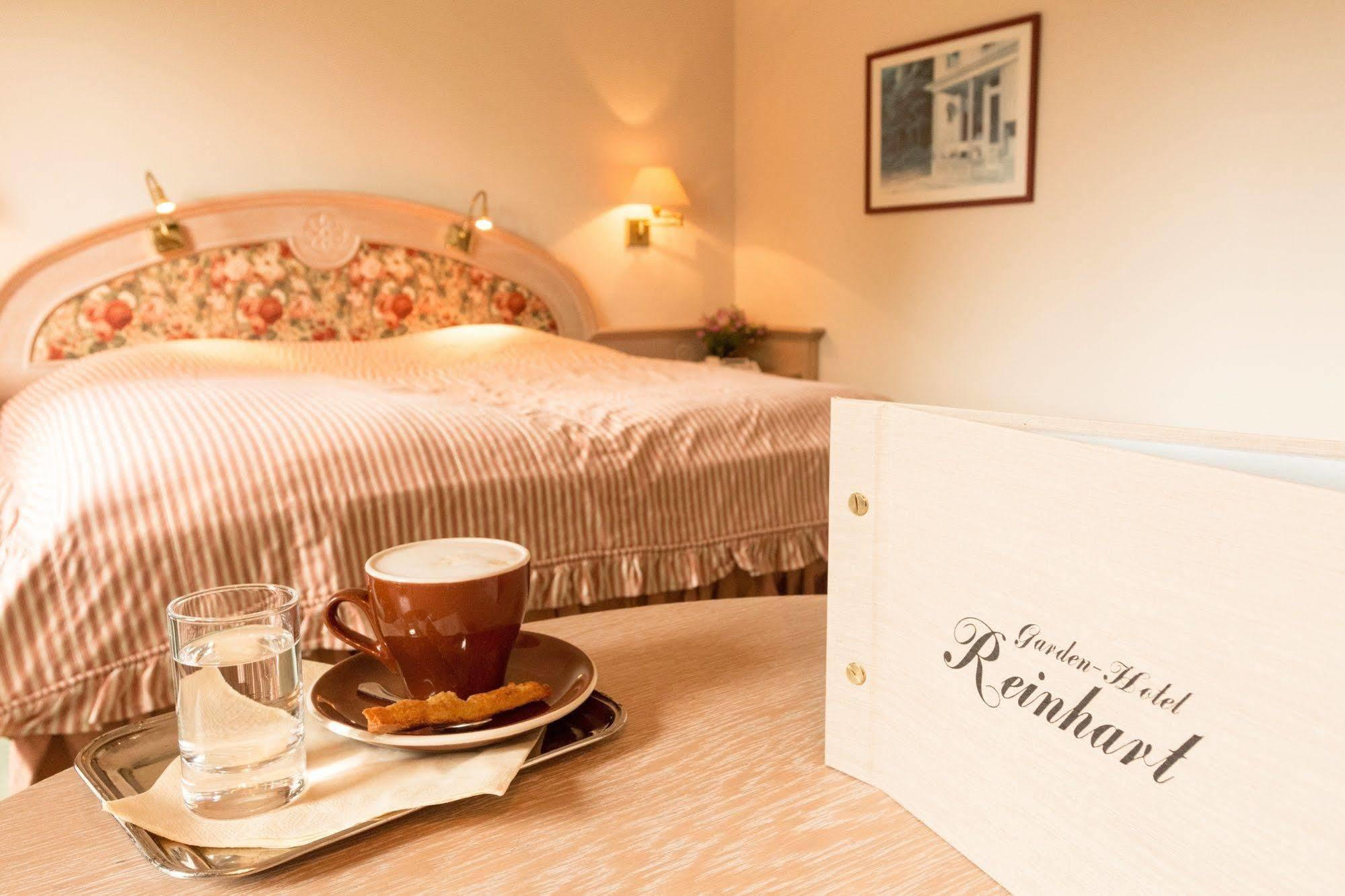 Garden-Hotel Reinhart Prien am Chiemsee Dış mekan fotoğraf